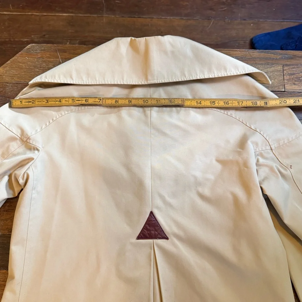 Women's Tan Button-Up Jacket - Picture 12 of 15